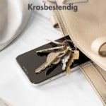 Selencia Premium Screenprotector voor iPhone SE (2020/2022) - Zwart